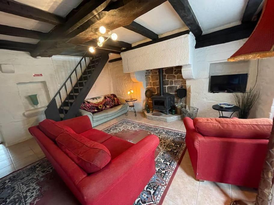 Le Petit Fleur - The Little Flower, Cosy Cottage Saint-Michel-de-Montjoie Buitenkant foto