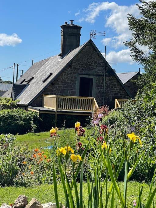 Le Petit Fleur - The Little Flower, Cosy Cottage Saint-Michel-de-Montjoie Buitenkant foto